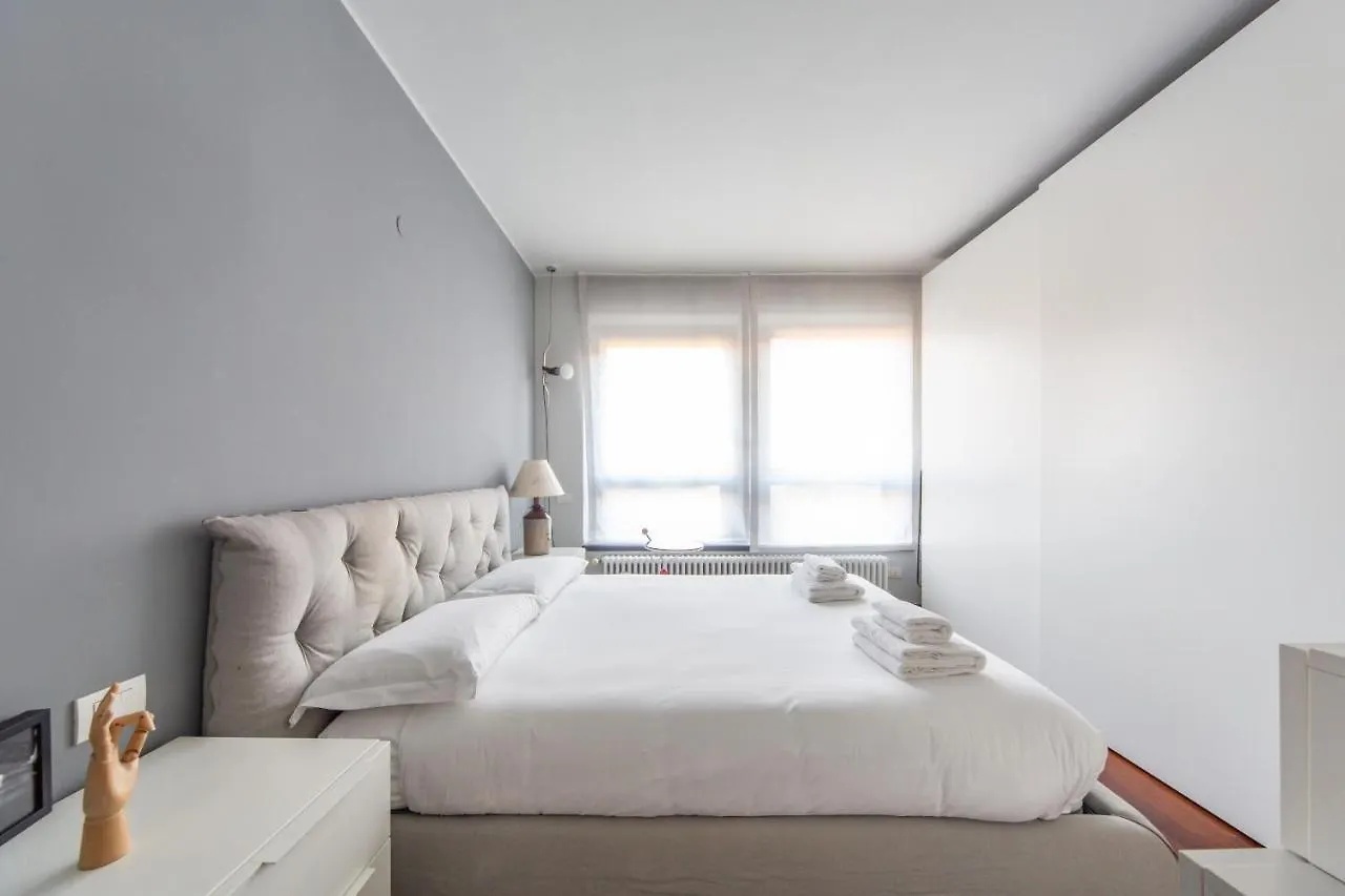 Appartamento Darsena Cozy Apt - Porta Genova M2 Milano